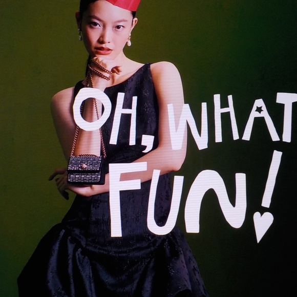 Blk/White Crisp Mini Dress - Picture 13 of 13